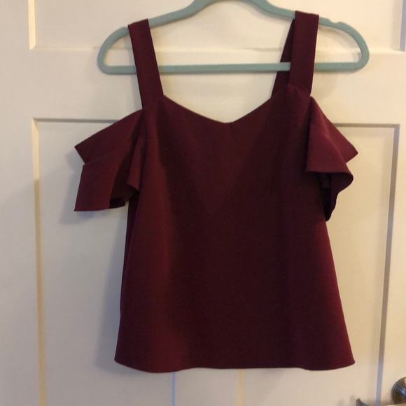 Alya Tops - Off the shoulder maroon blouse